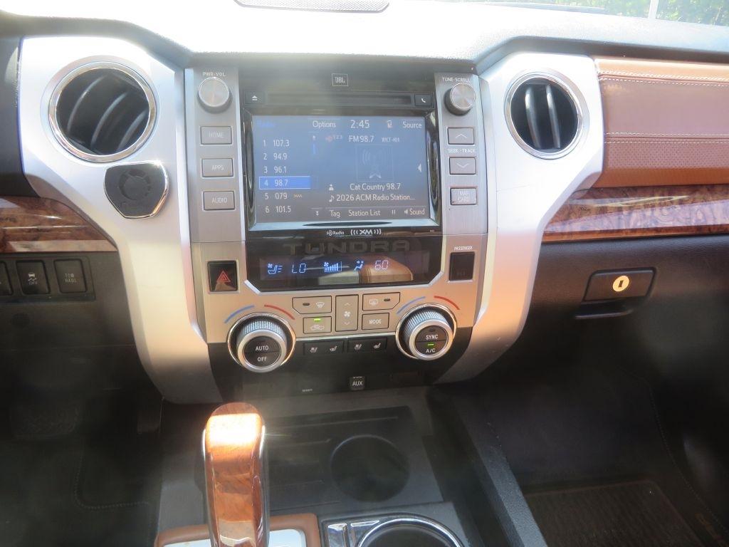 Toyota Tundra 2WD Truck  2015