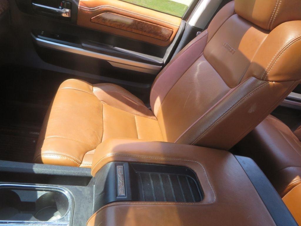 Toyota Tundra 2WD Truck  2015
