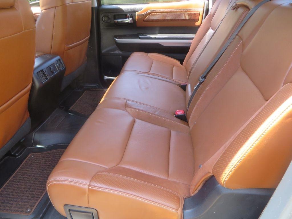 Toyota Tundra 2WD Truck  2015