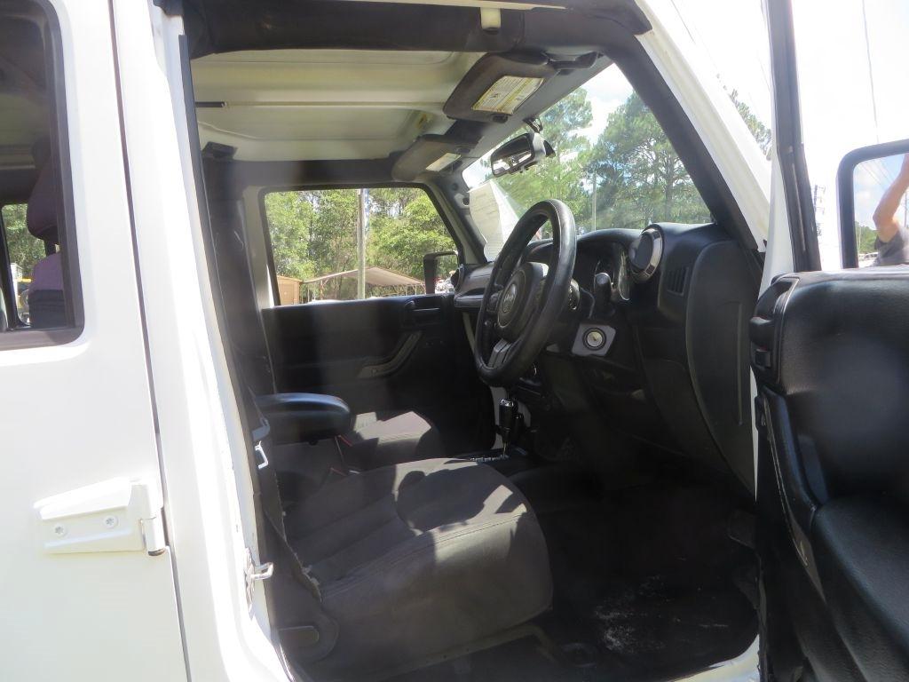 Jeep Wrangler Unlimited  2013