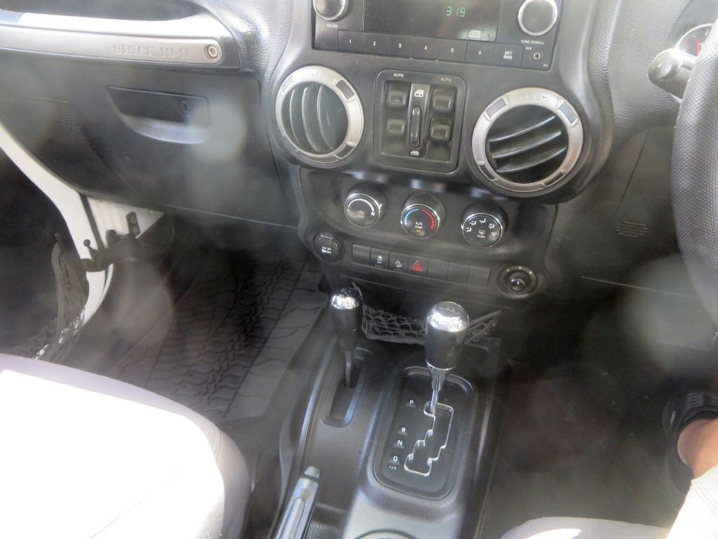 Jeep Wrangler Unlimited  2013