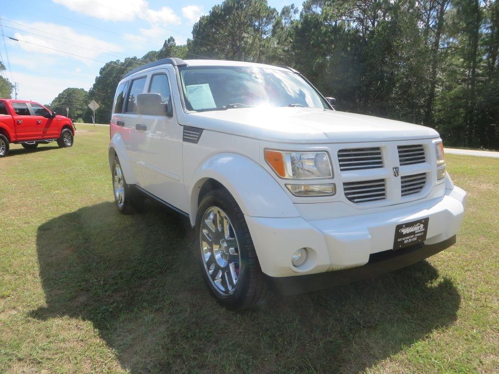 Dodge Nitro  2011