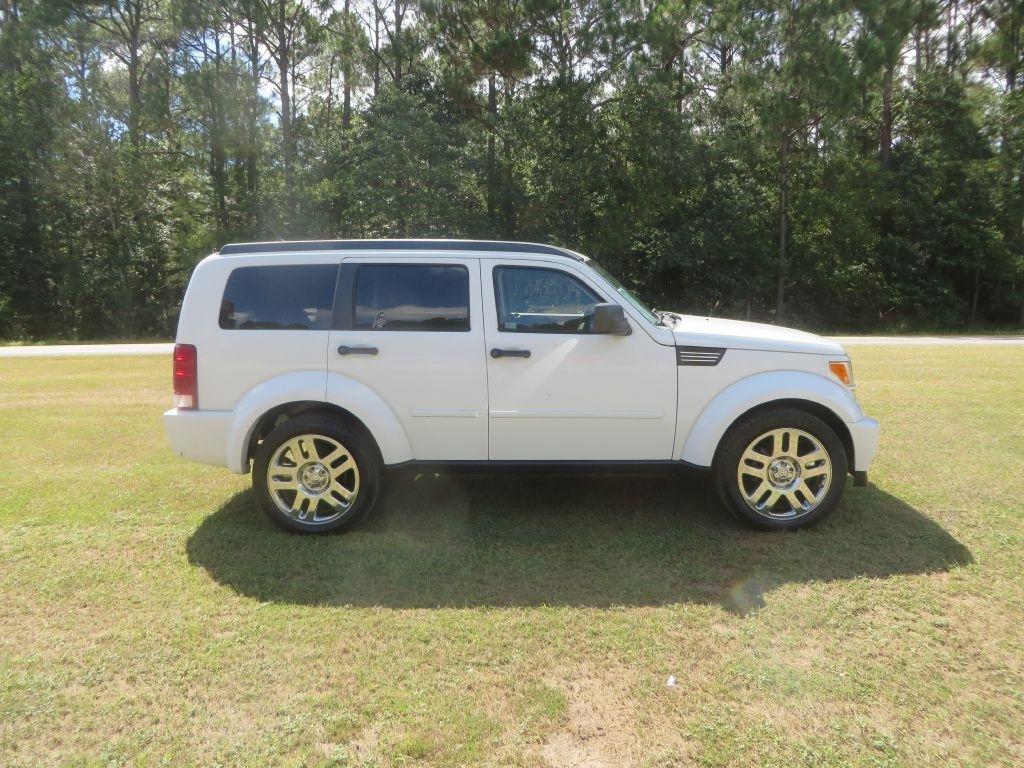 Dodge Nitro  2011