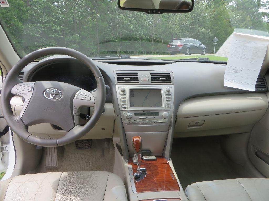 Toyota Camry SE 2010
