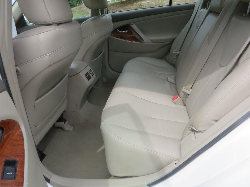 Toyota Camry SE 2010