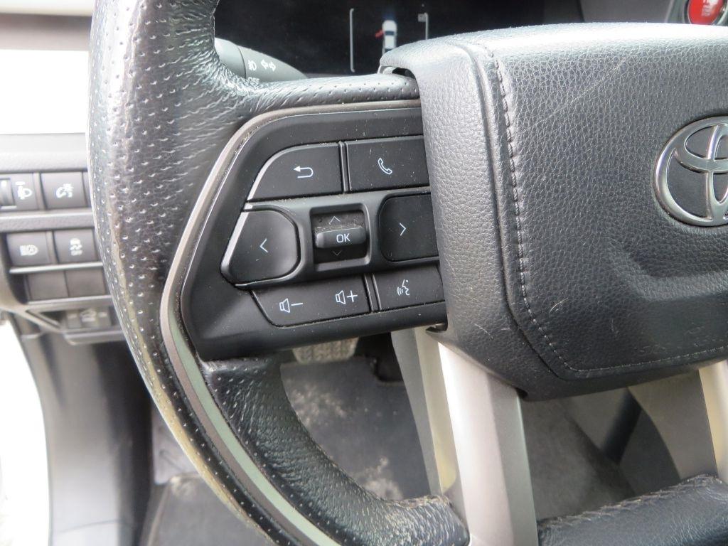 Toyota Tacoma 4WD  2024