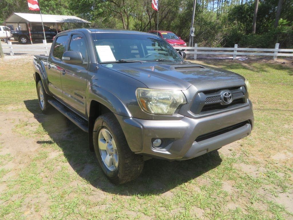 Toyota Tacoma  2015