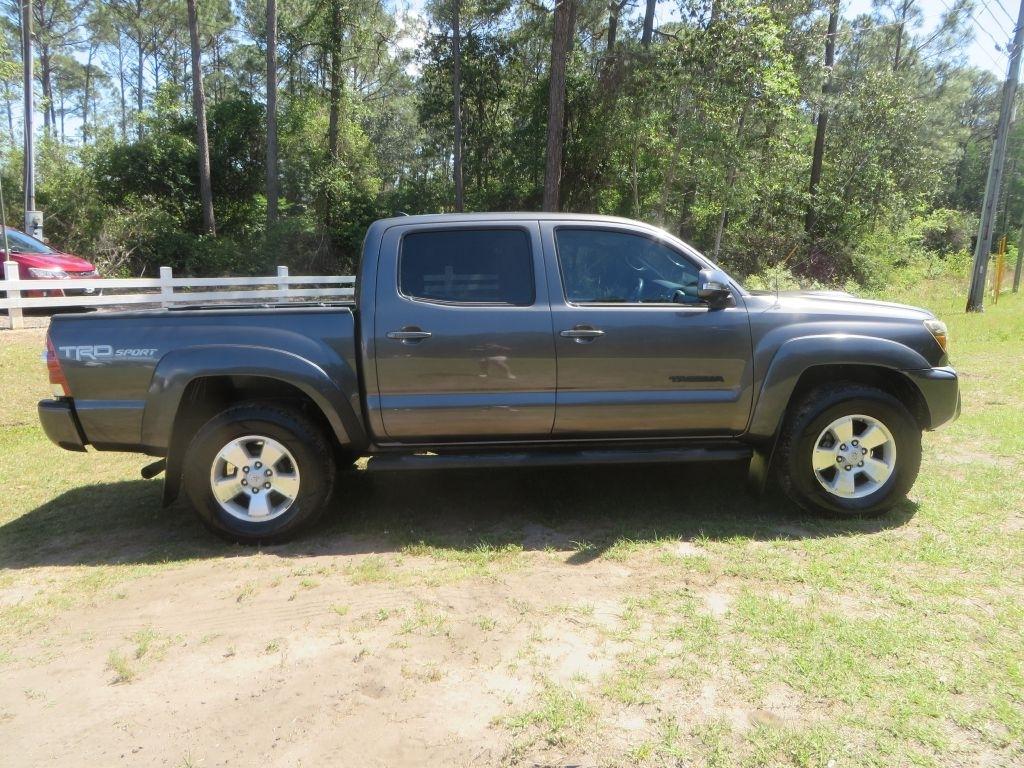 Toyota Tacoma  2015