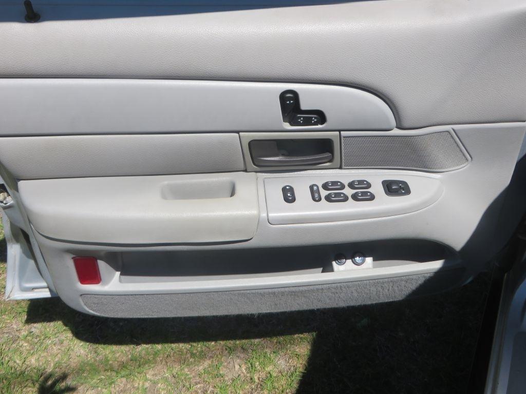 Ford Crown Victoria LX 2003