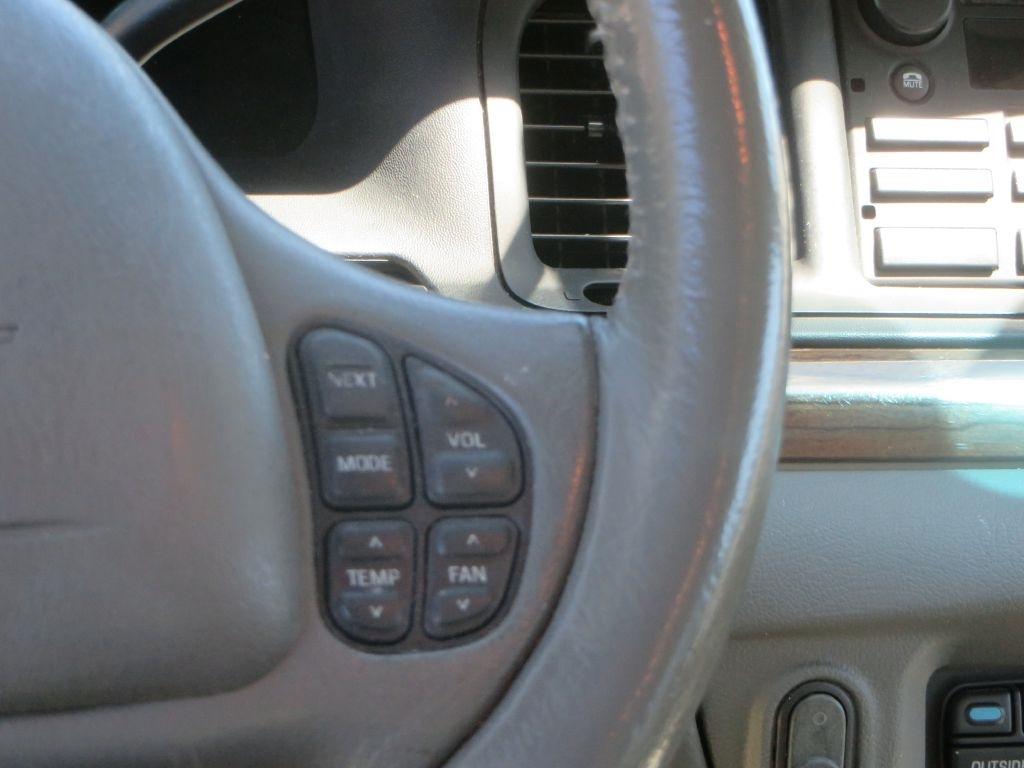 Ford Crown Victoria LX 2003