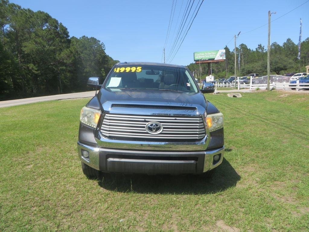 Toyota Tundra 4WD Truck  2014