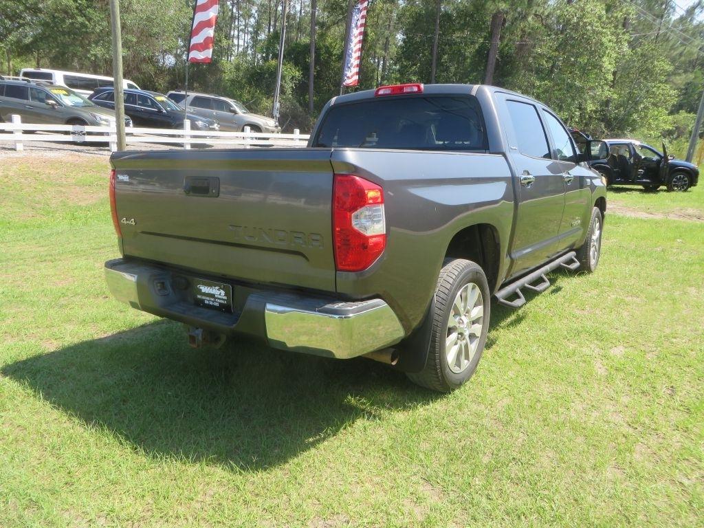 Toyota Tundra 4WD Truck  2014