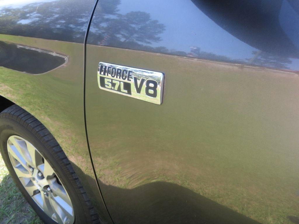 Toyota Tundra 4WD Truck  2014