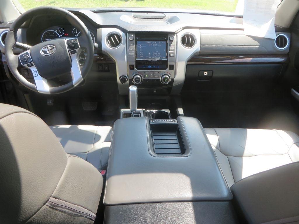 Toyota Tundra 4WD Truck  2014