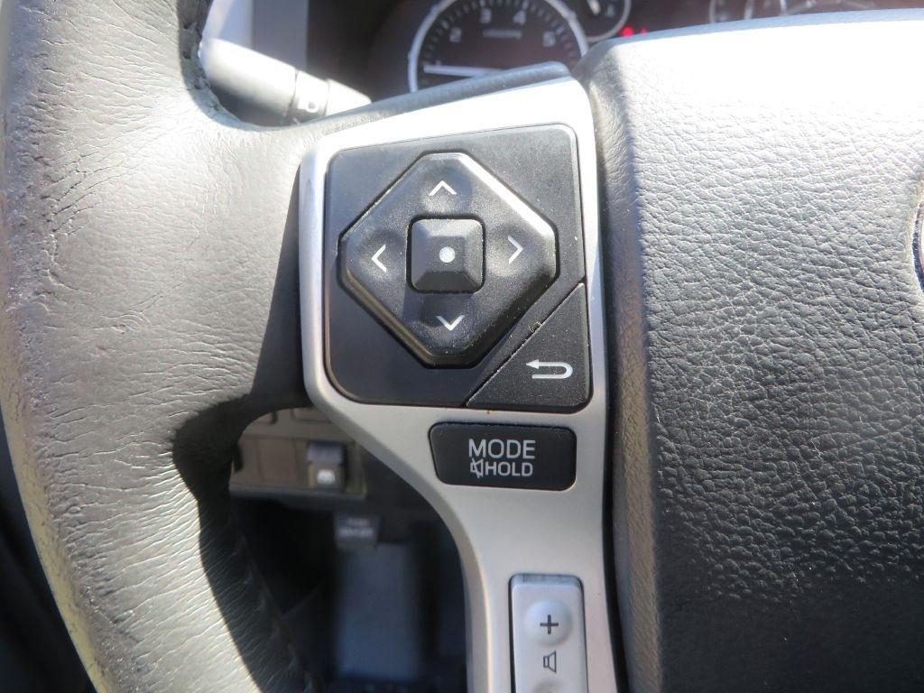 Toyota Tundra 4WD Truck  2014