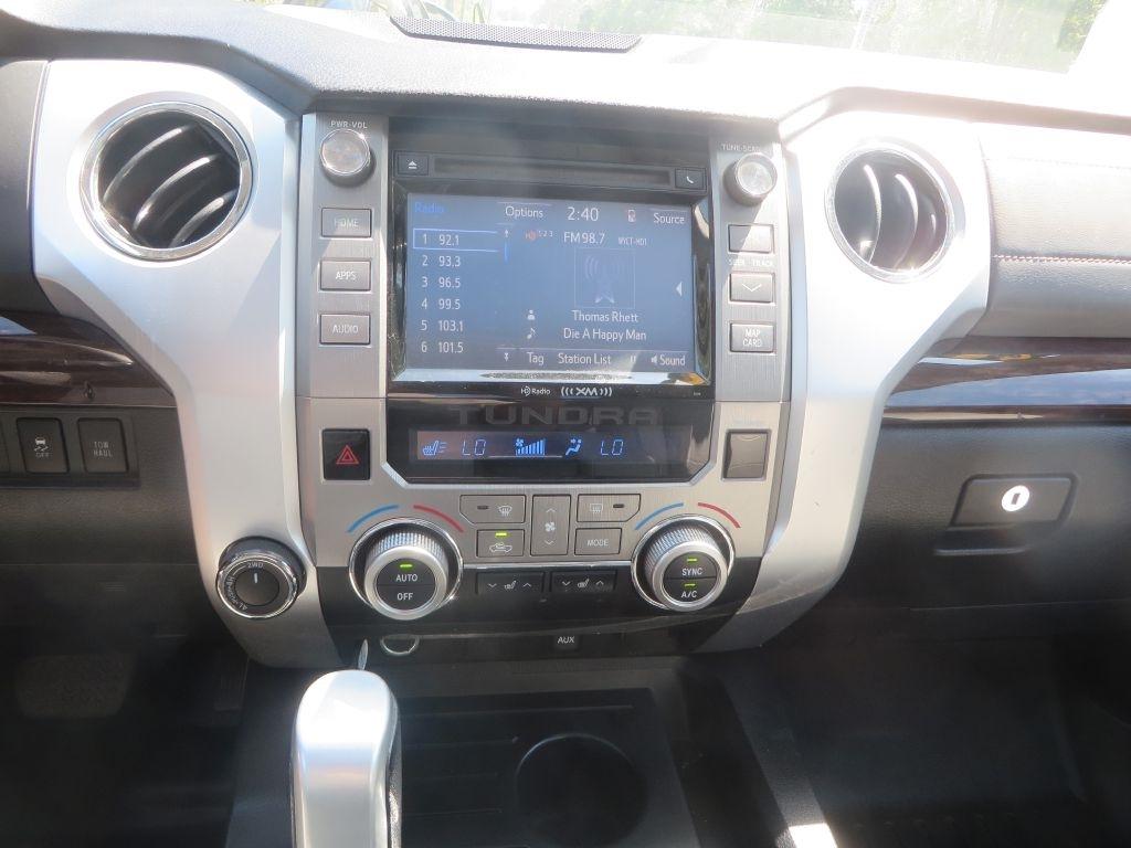 Toyota Tundra 4WD Truck  2014