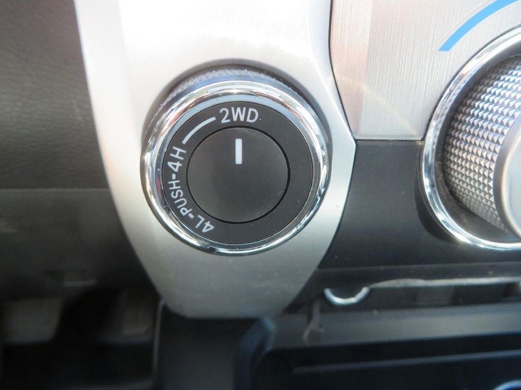 Toyota Tundra 4WD Truck  2014