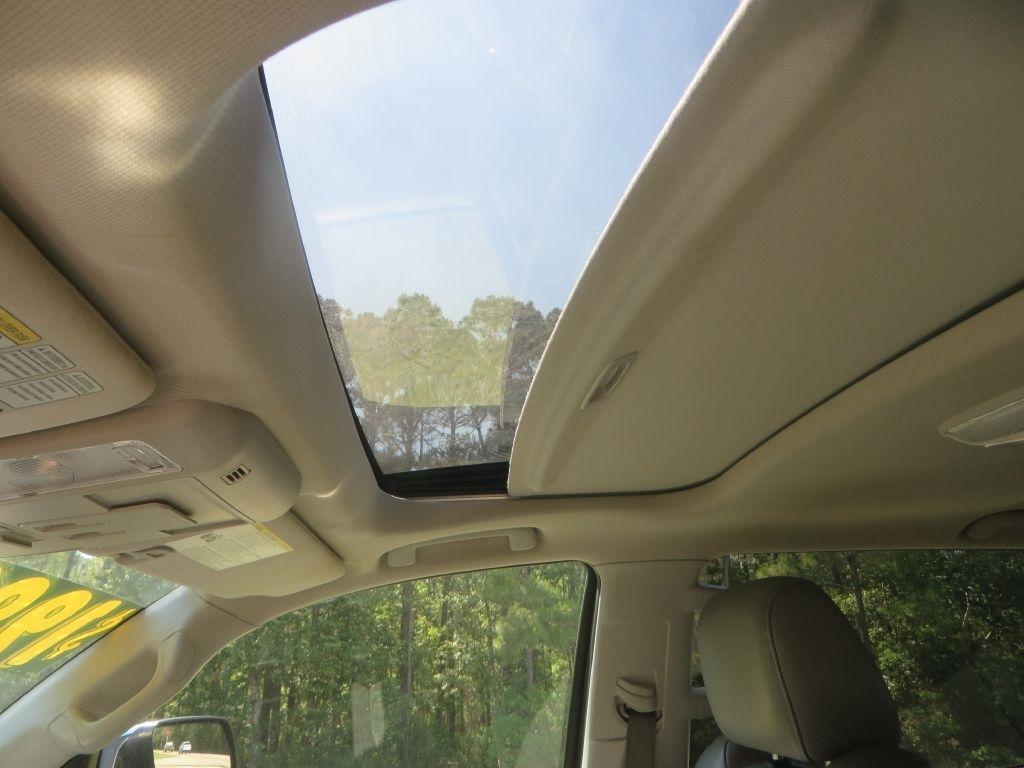 Toyota Tundra 4WD Truck  2014