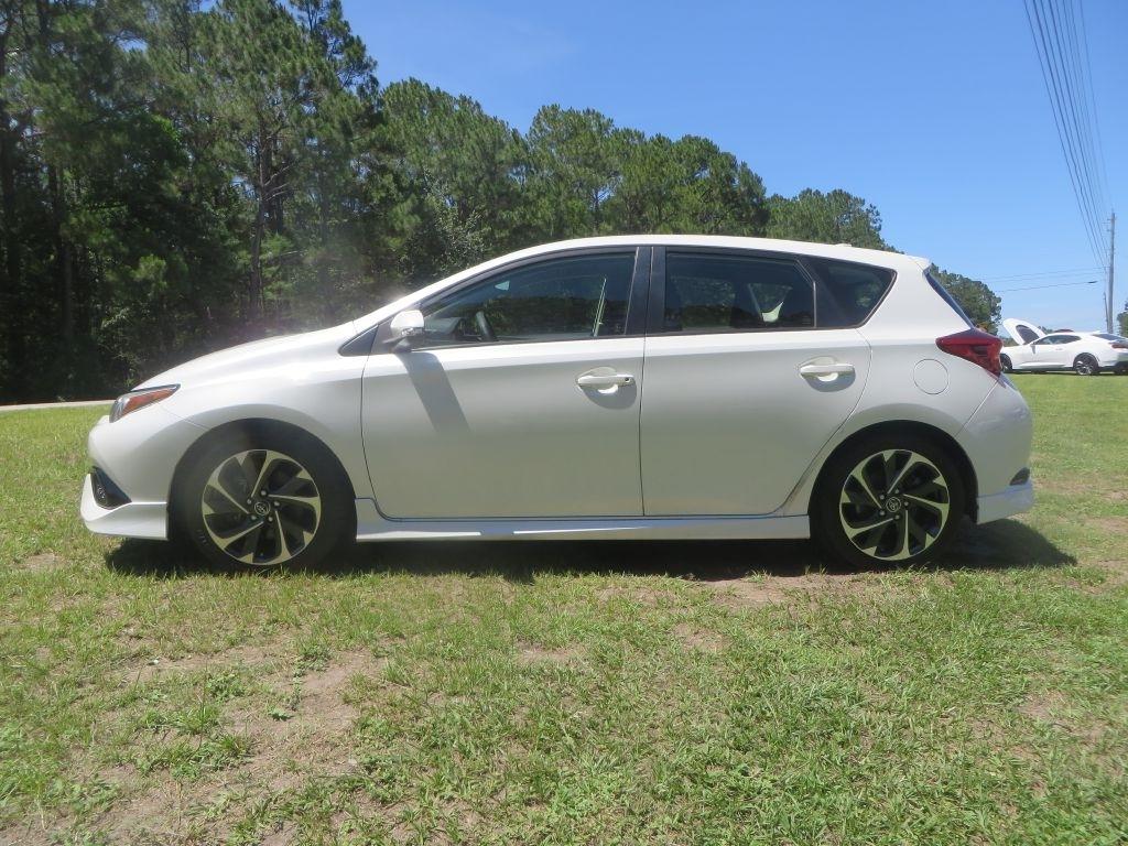 Toyota Corolla iM  2017