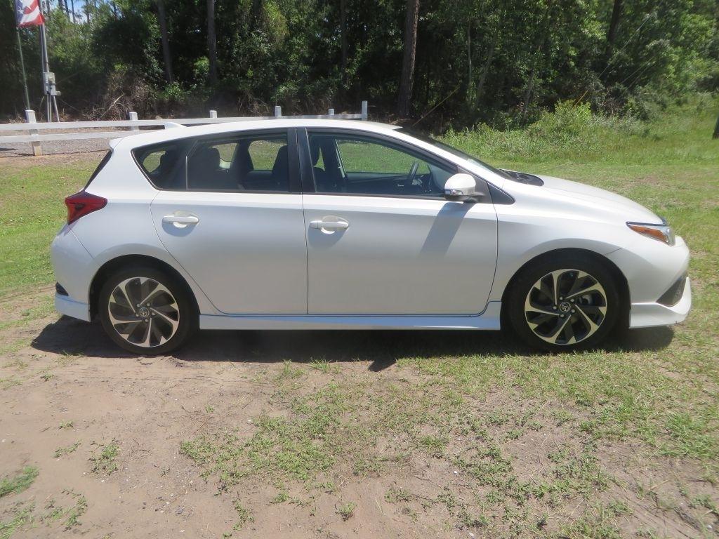 Toyota Corolla iM  2017