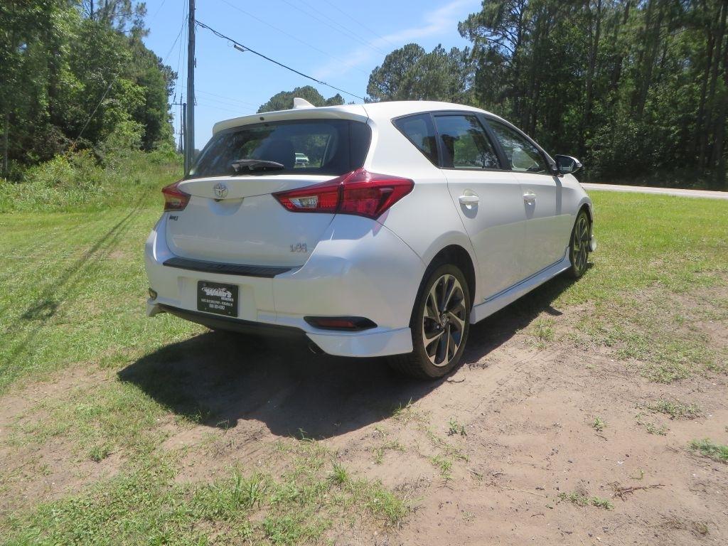 Toyota Corolla iM  2017