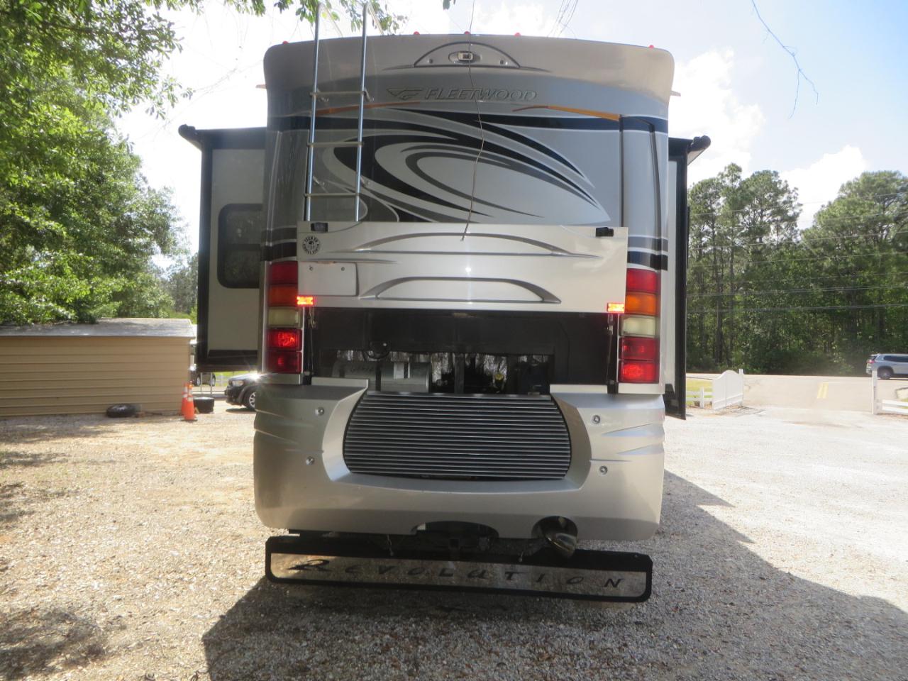 Fleetwood Revolution LE 2007