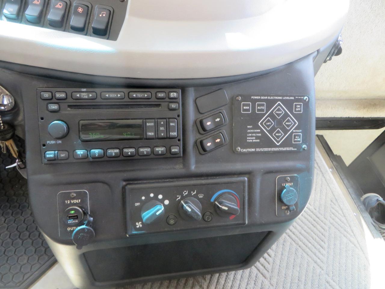 Fleetwood Revolution LE 2007