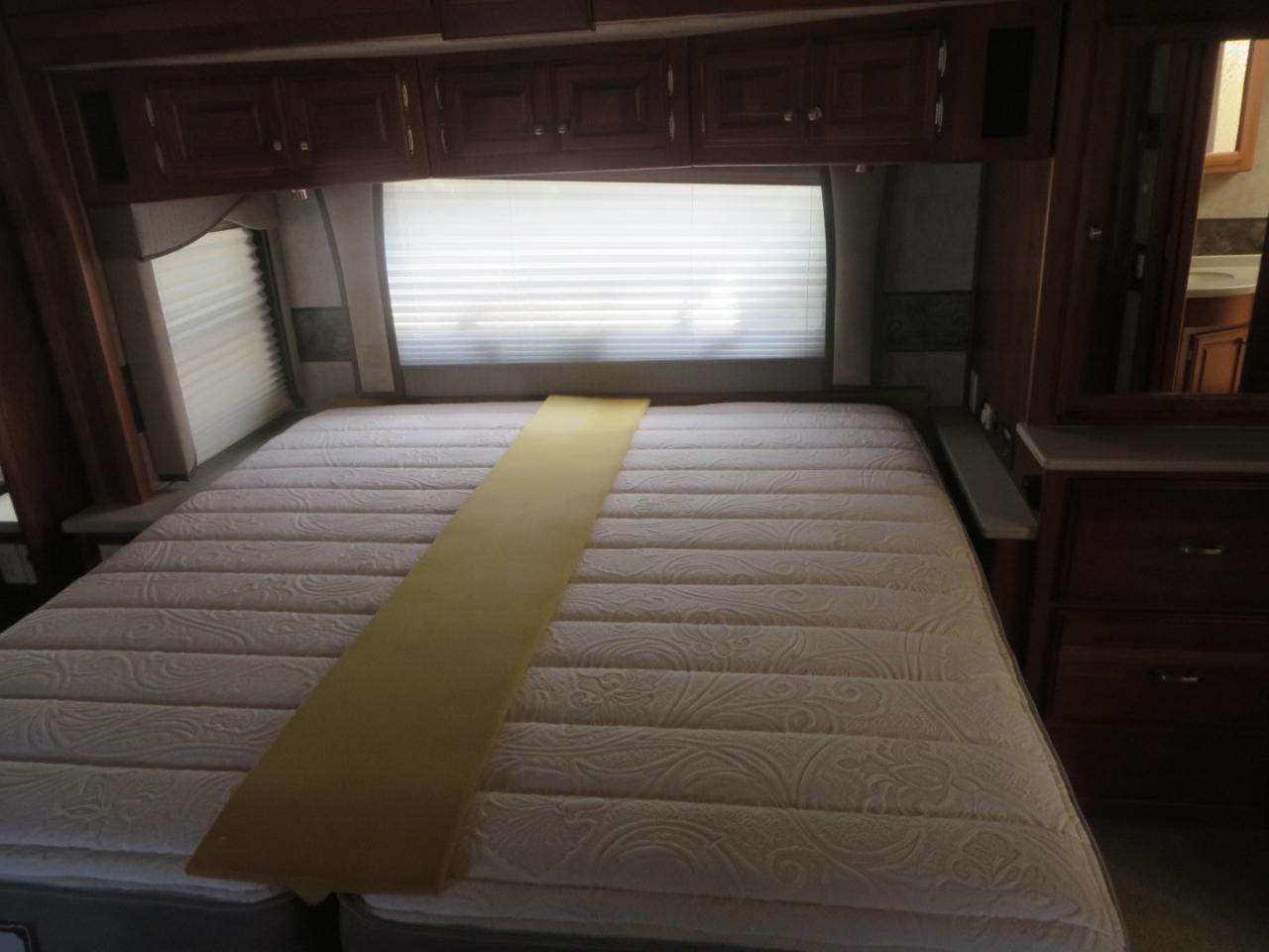 Fleetwood Revolution LE 2007