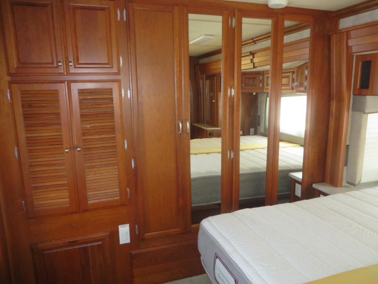 Fleetwood Revolution LE 2007