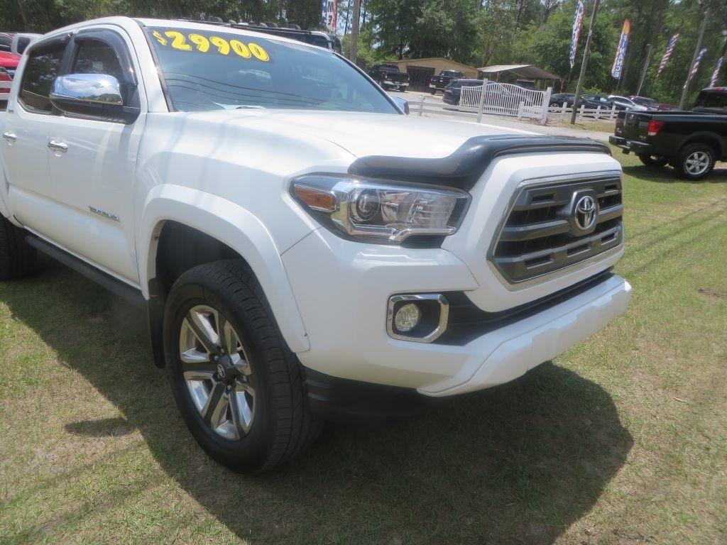 Toyota Tacoma Limited 2017