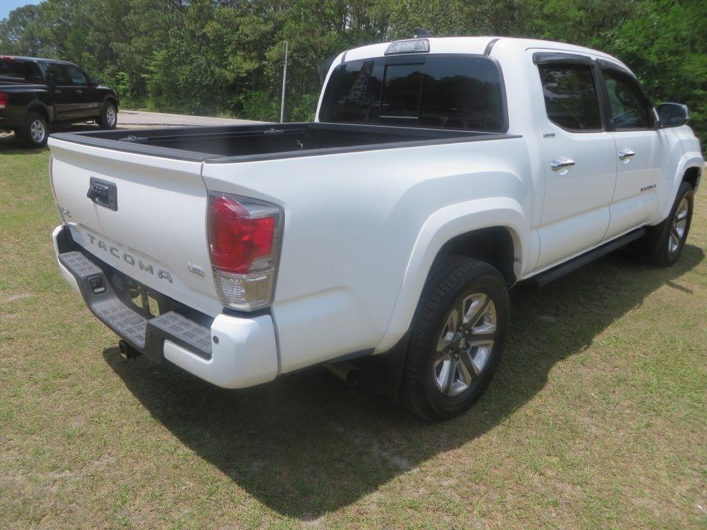 Toyota Tacoma Limited 2017