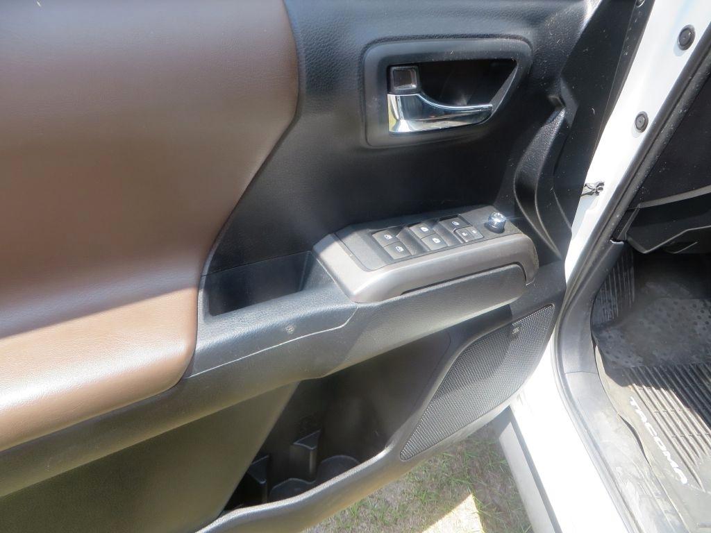 Toyota Tacoma Limited 2017