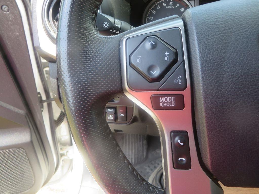 Toyota Tacoma Limited 2017