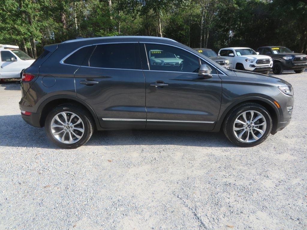 Lincoln MKC  2019