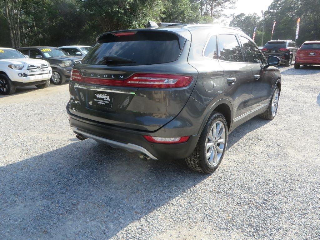 Lincoln MKC  2019