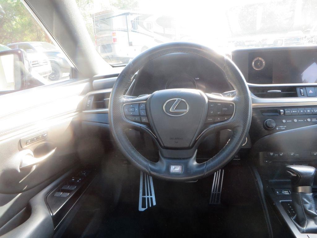 Lexus ES 350 2019