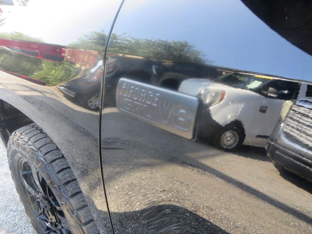 Toyota Tundra 2WD  2019