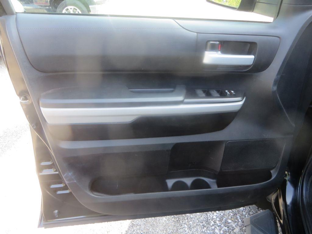 Toyota Tundra 2WD  2019