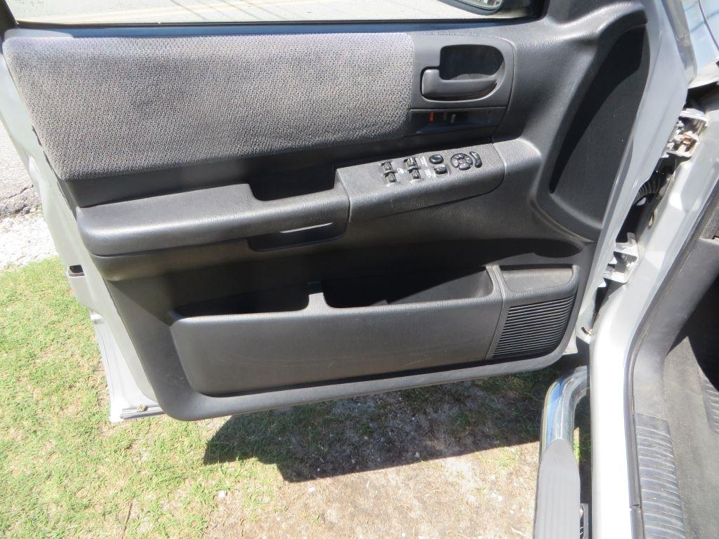 Dodge Dakota  2004