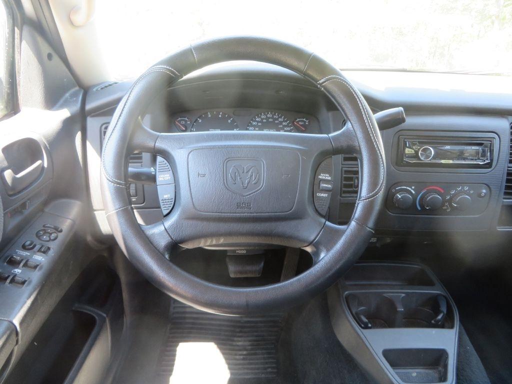 Dodge Dakota  2004