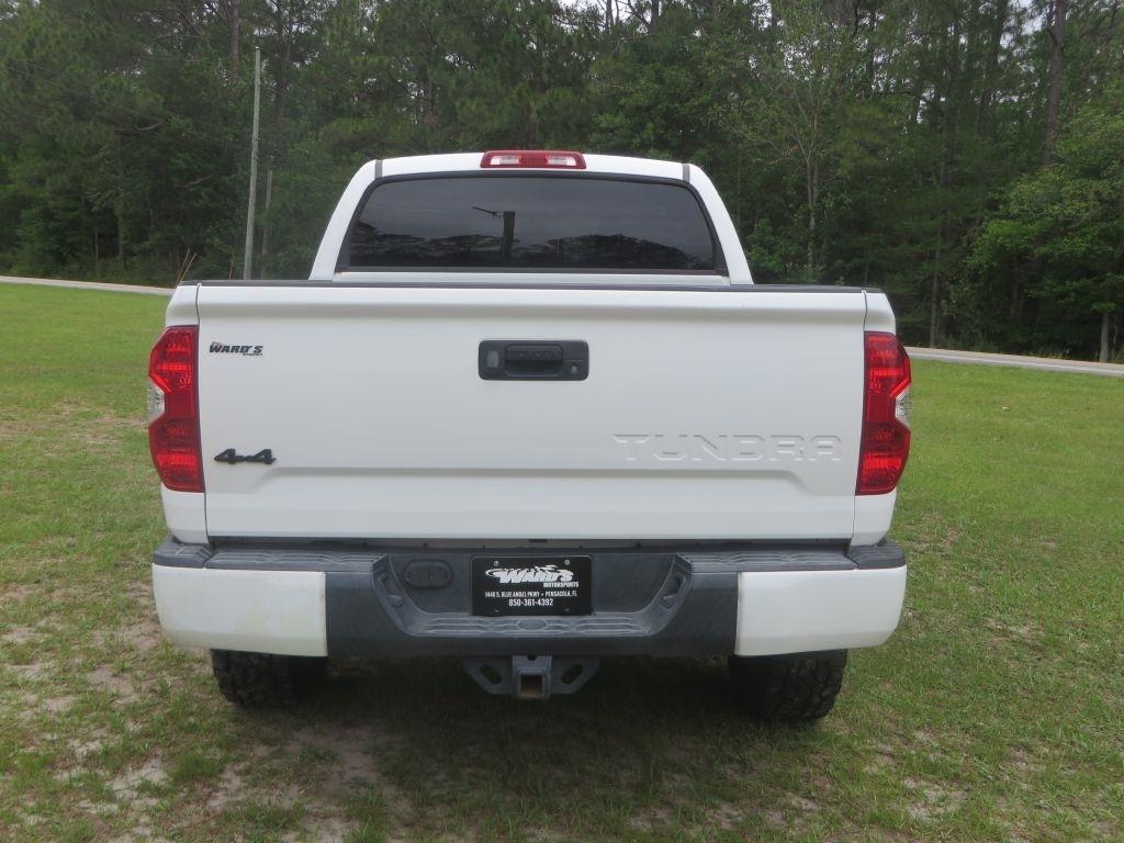 Toyota Tundra 4WD  2017