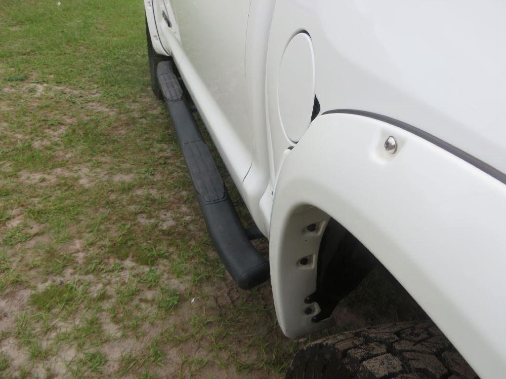 Toyota Tundra 4WD  2017