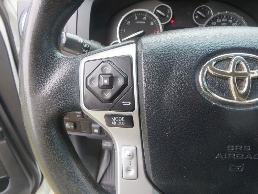Toyota Tundra 4WD  2017