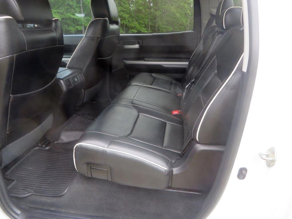 Toyota Tundra 4WD  2017