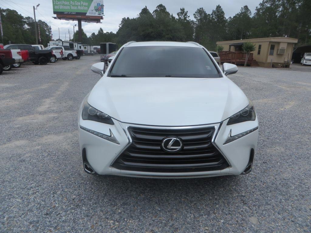 Lexus NX 200t  2015