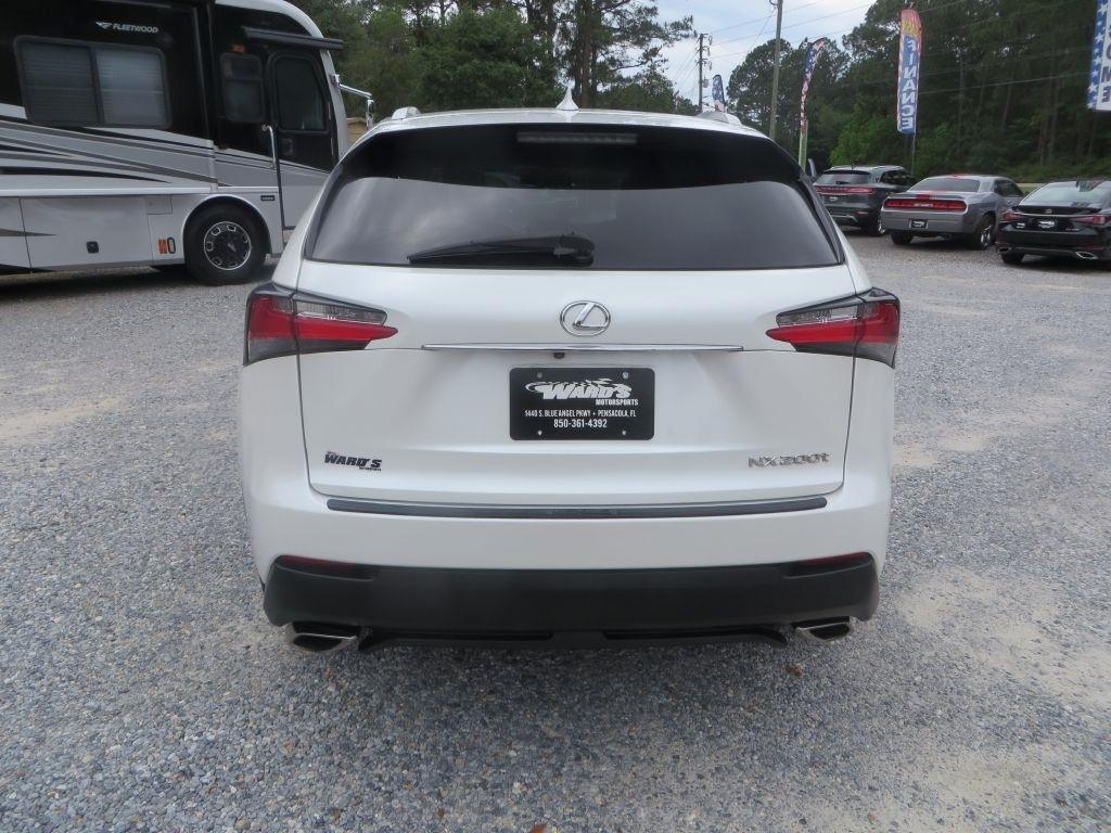 Lexus NX 200t  2015