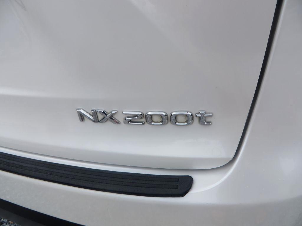 Lexus NX 200t  2015