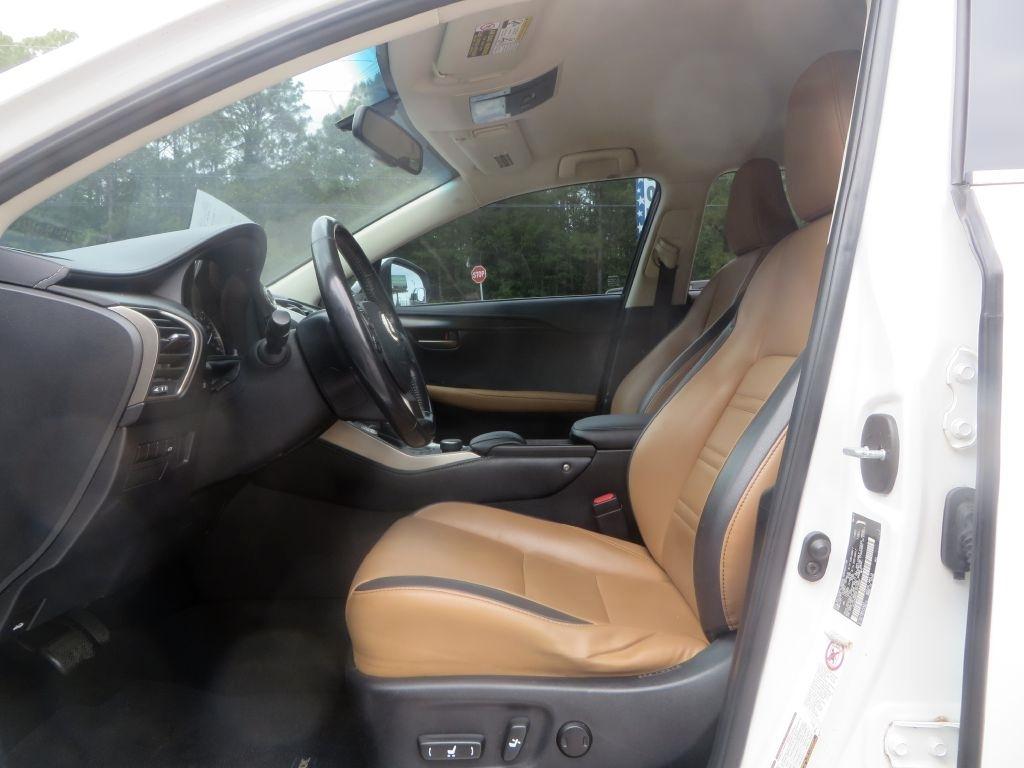 Lexus NX 200t  2015