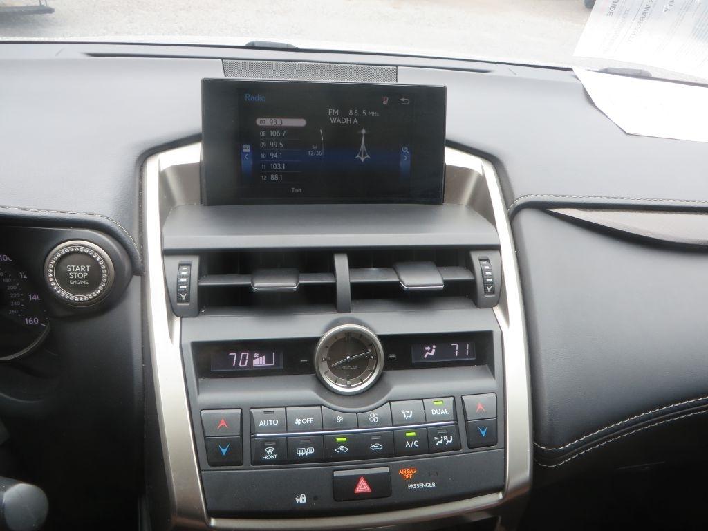 Lexus NX 200t  2015