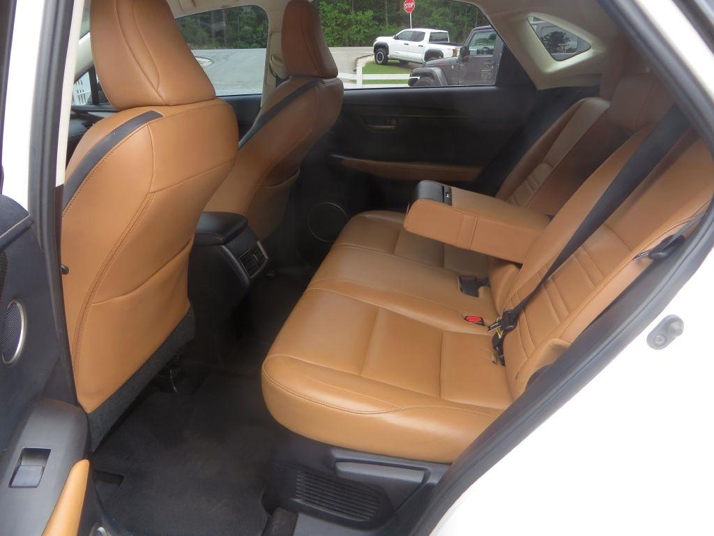 Lexus NX 200t  2015